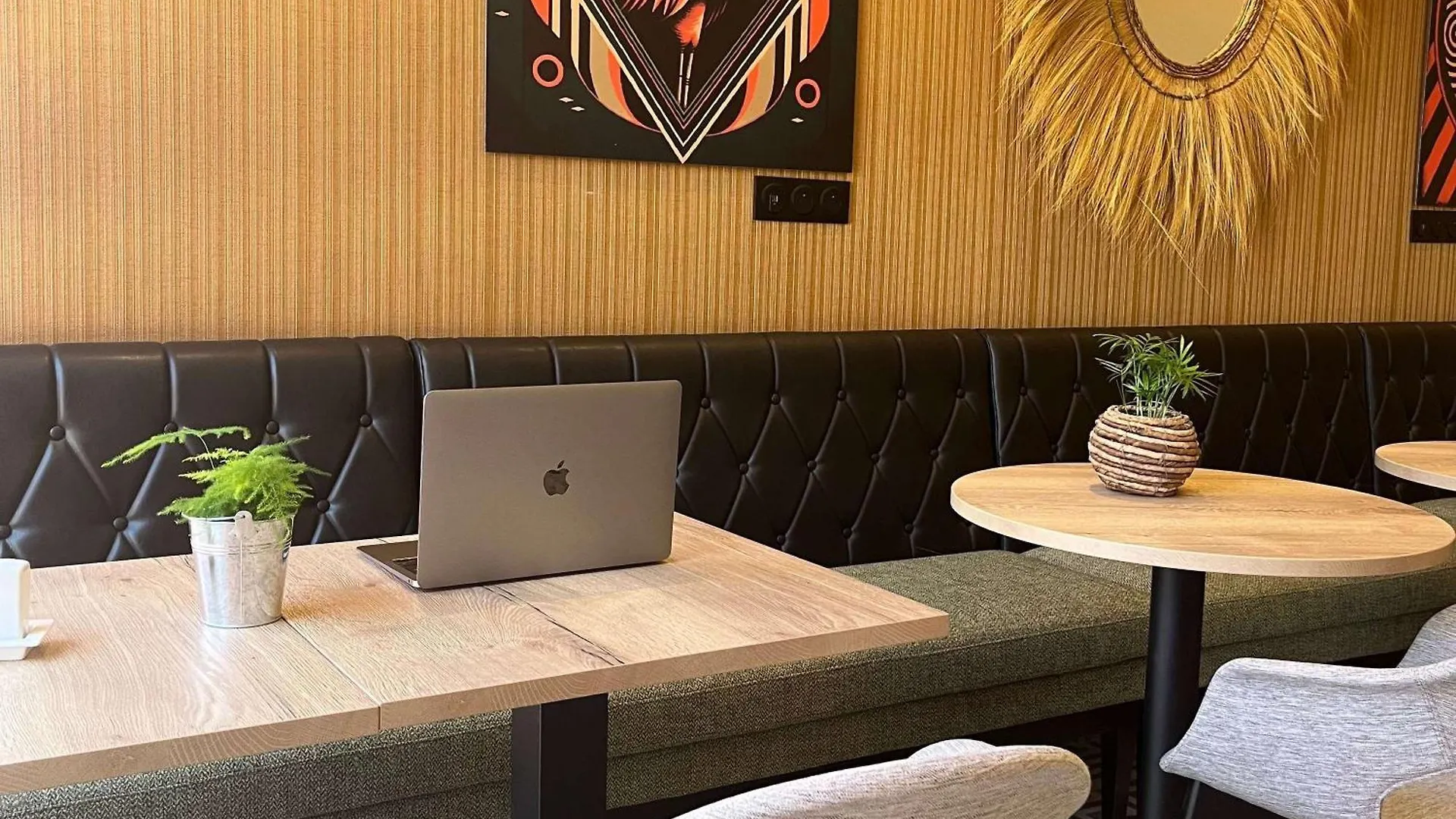 Hotel Aparthotel Adagio Access Porte De Camargue Saint-Martin-de-Crau